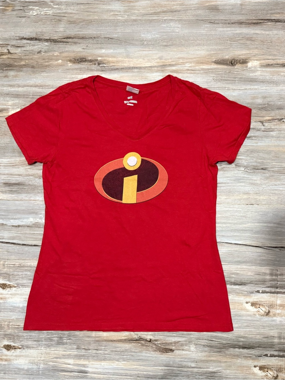 Port & Company Disney The Incredibles Red V-Neck T-Shirt Women's Size M